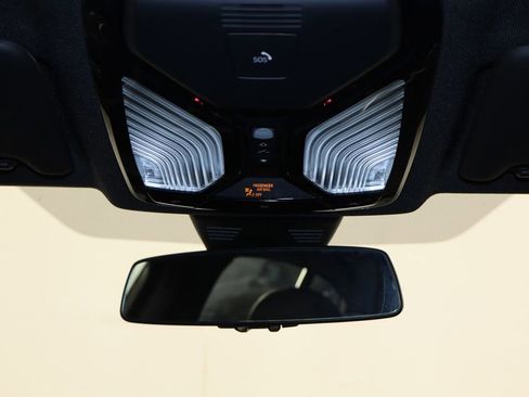 Used 2024 BMW M340i w/ Premium Package image 27