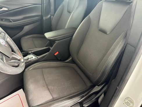 Used 2021 Buick Encore GX Preferred FWD image 32