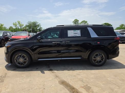 New 2026 Kia Carnival SX FWD image 5