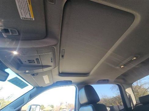 Used 2019 GMC Sierra 2500 SLT w/ Duramax Plus Package image 18