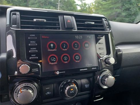 Used 2024 Toyota 4Runner TRD Off-Road Premium image 12