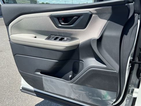 New 2026 Subaru Forester Premium AWD/4WD image 24