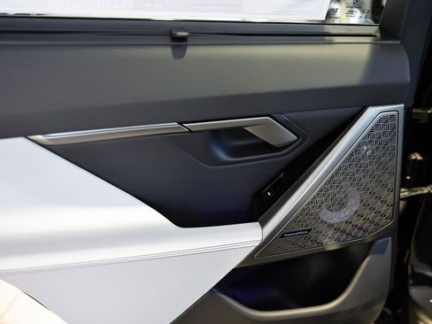 New 2026 BMW M5 Base w/ Executive Package image 24