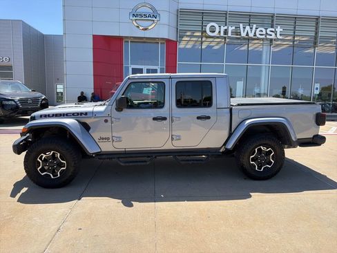 Used 2020 Jeep Gladiator Rubicon AWD/4WD image 2