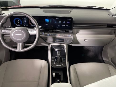 Certified 2025 Hyundai Kona SEL image 15