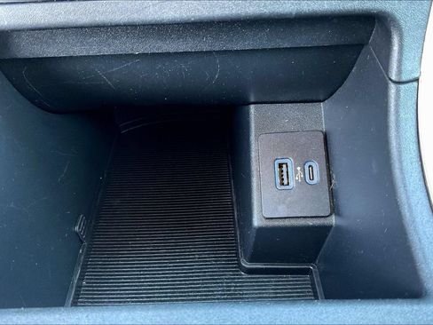 Used 2024 Ford Edge SEL AWD/4WD image 15