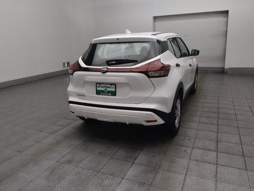 Used 2023 Nissan Kicks S FWD image 9