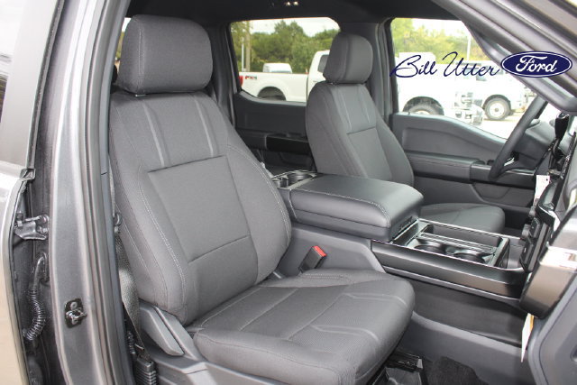 New 2026 Ford F150 STX w/ Equipment Group 200A RWD image 7