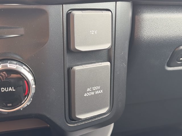 New 2027 Ford F350 Lariat w/ Black Appearance Package AWD/4WD image 25