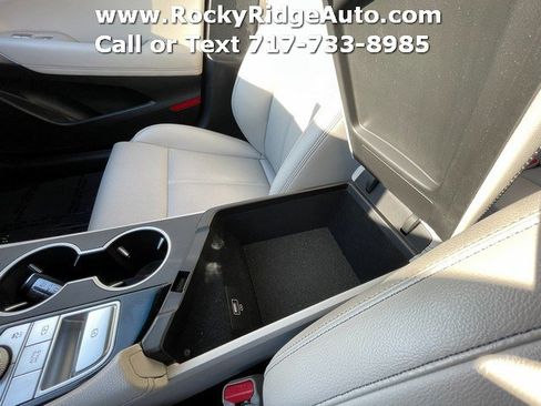 Used 2023 Genesis G70 2.0T image 15