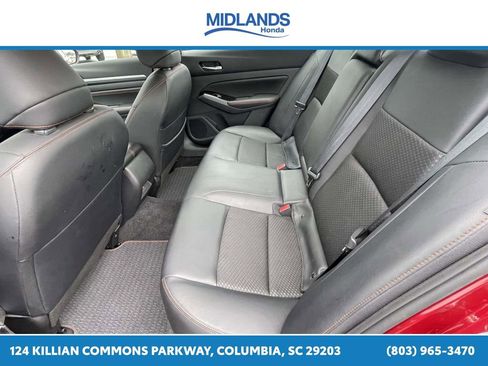 Used 2023 Nissan Altima 2.5 SR AWD/4WD image 10