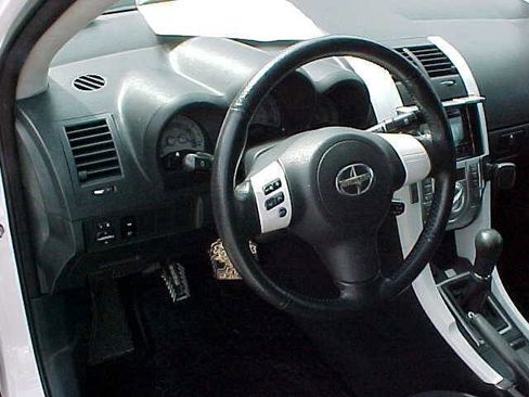 Used 2007 Scion tC Spec image 17