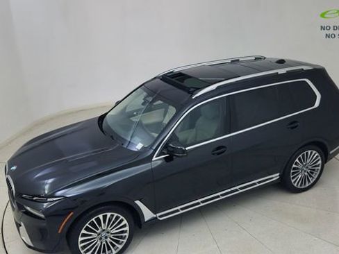 Used 2024 BMW X7 xDrive40i w/ Parking Assistance Package AWD/4WD image 85