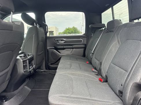 Used 2019 RAM 1500 Big Horn AWD/4WD image 11