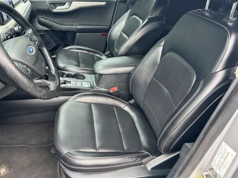 Used 2020 Ford Escape SEL AWD/4WD image 9