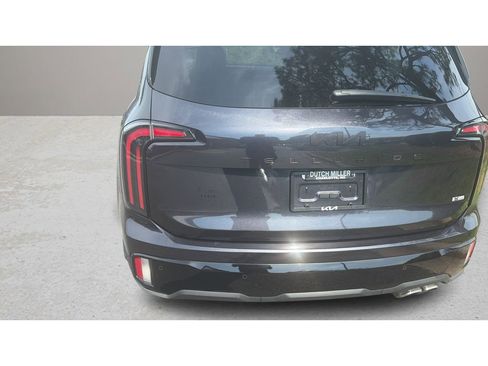 Certified 2025 Kia Telluride SX X-Line AWD/4WD image 9