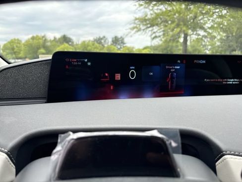 New 2026 Lincoln Navigator Reserve AWD/4WD image 15