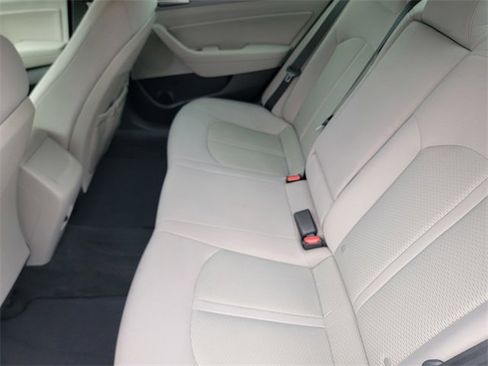 Used 2018 Hyundai Sonata SEL image 12