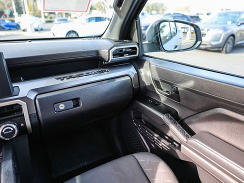 Certified 2025 Toyota Tacoma SR5 image 6