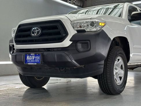 Used 2021 Toyota Tacoma SR RWD image 4