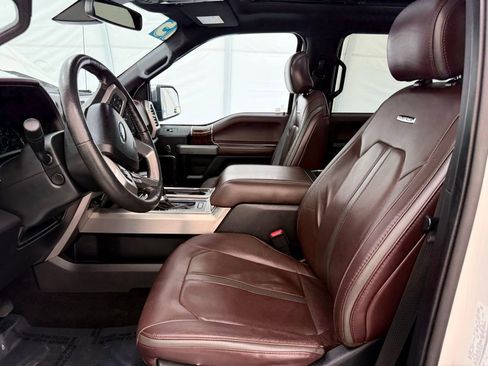 Used 2015 Ford F150 Platinum w/ Equipment Group 701A Luxury image 11