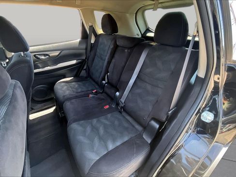 Used 2014 Nissan Rogue SV w/ SV Moonroof Package FWD image 21