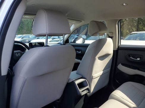 New 2027 Honda HR-V LX image 11