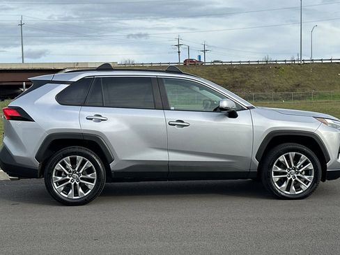 Used 2023 Toyota RAV4 XLE Premium AWD/4WD image 2