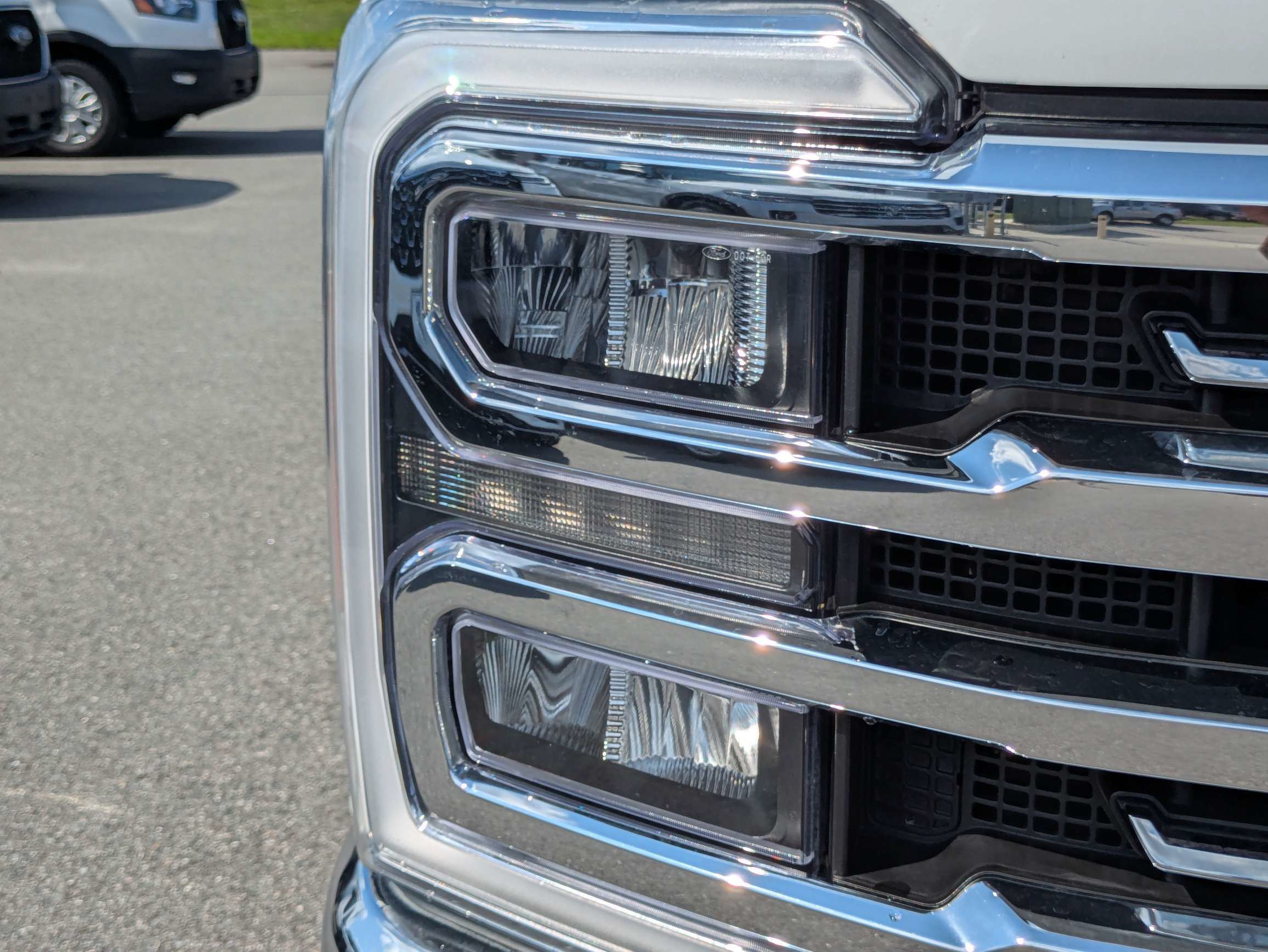 Certified 2024 Ford F250 Lariat w/ Chrome Package AWD/4WD image 10