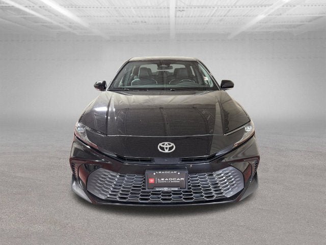 Used 2025 Toyota Camry SE FWD image 7