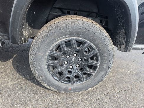 New 2026 Chevrolet Colorado Trail Boss AWD/4WD image 24