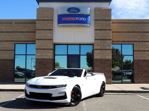 Used 2023 Chevrolet Camaro SS image 2