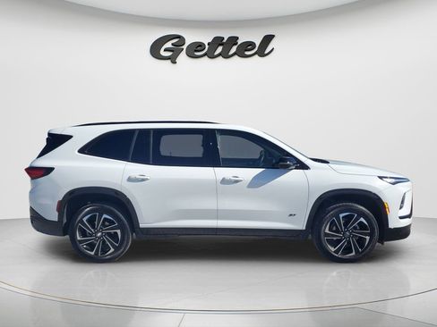 Used 2025 Buick Enclave Sport Touring image 11