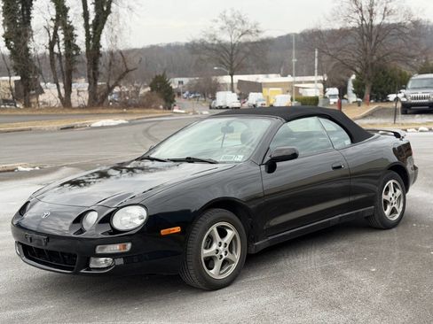 Used 1999 Toyota Celica GT image 2