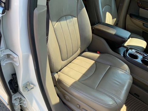 Used 2015 GMC Acadia Denali FWD image 44