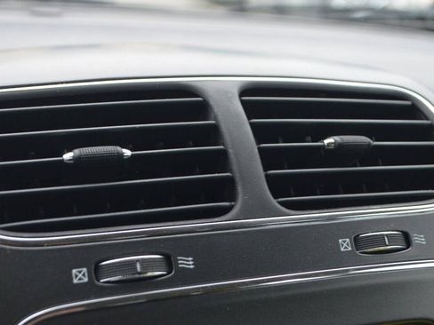 Used 2014 Dodge Journey American Value Package w/ Flexible Seating Group image 29