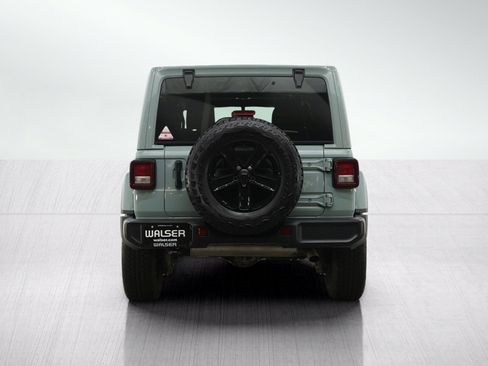 Used 2023 Jeep Wrangler Unlimited Sahara AWD/4WD image 5