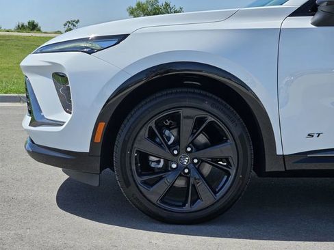 New 2025 Buick Envision Sport Touring image 6