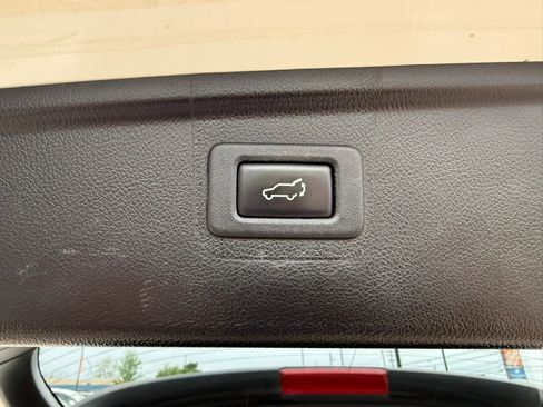 Used 2019 Subaru Outback 3.6R Limited w/ Popular Package #2 AWD/4WD image 14
