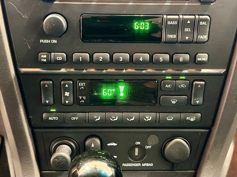 Used 2002 Ford Thunderbird RWD image 12