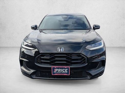 Used 2023 Honda HR-V Sport image 2