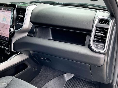 Used 2025 RAM 1500 Big Horn AWD/4WD image 19