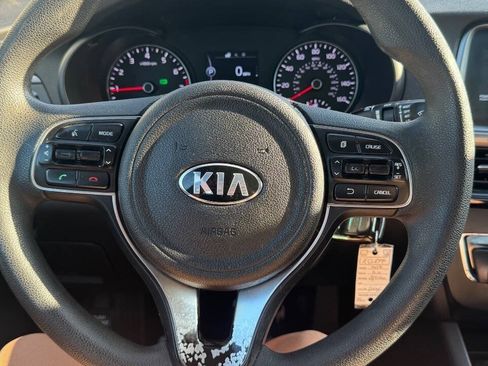 Used 2016 Kia Optima LX FWD image 16