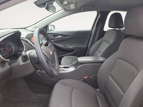Used 2023 Chevrolet Malibu LT image 9