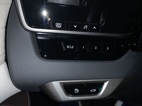 Used 2024 Lexus RX 350 w/ Convenience Package image 10