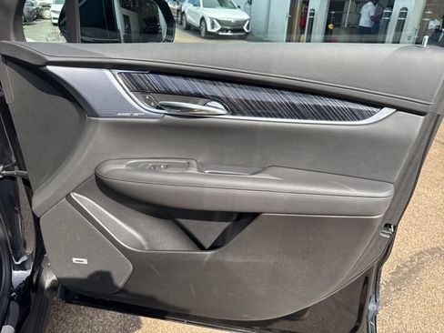 Certified 2024 Cadillac XT6 Premium Luxury FWD image 29