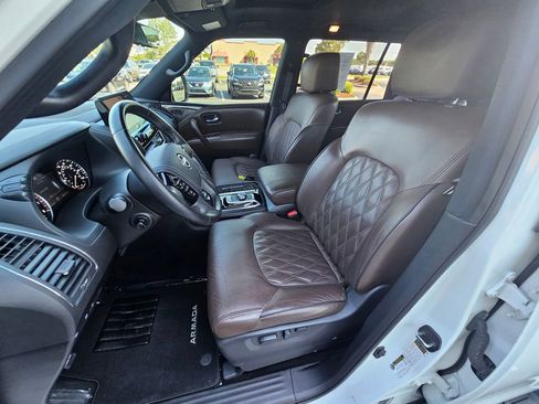 Used 2023 Nissan Armada Platinum w/ Captain's Chairs Package RWD image 19