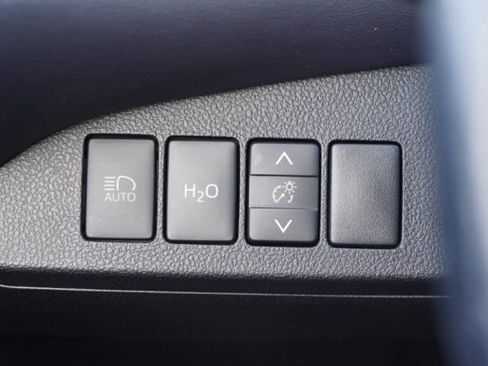 Used 2017 Toyota Mirai image 17