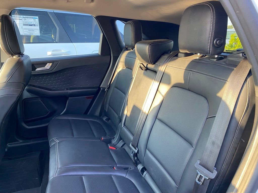 Used 2020 Ford Escape SEL AWD/4WD image 9
