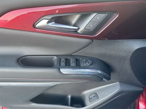 Used 2024 Chevrolet Traverse Z71 w/ LPO, Floor Liner Package image 15